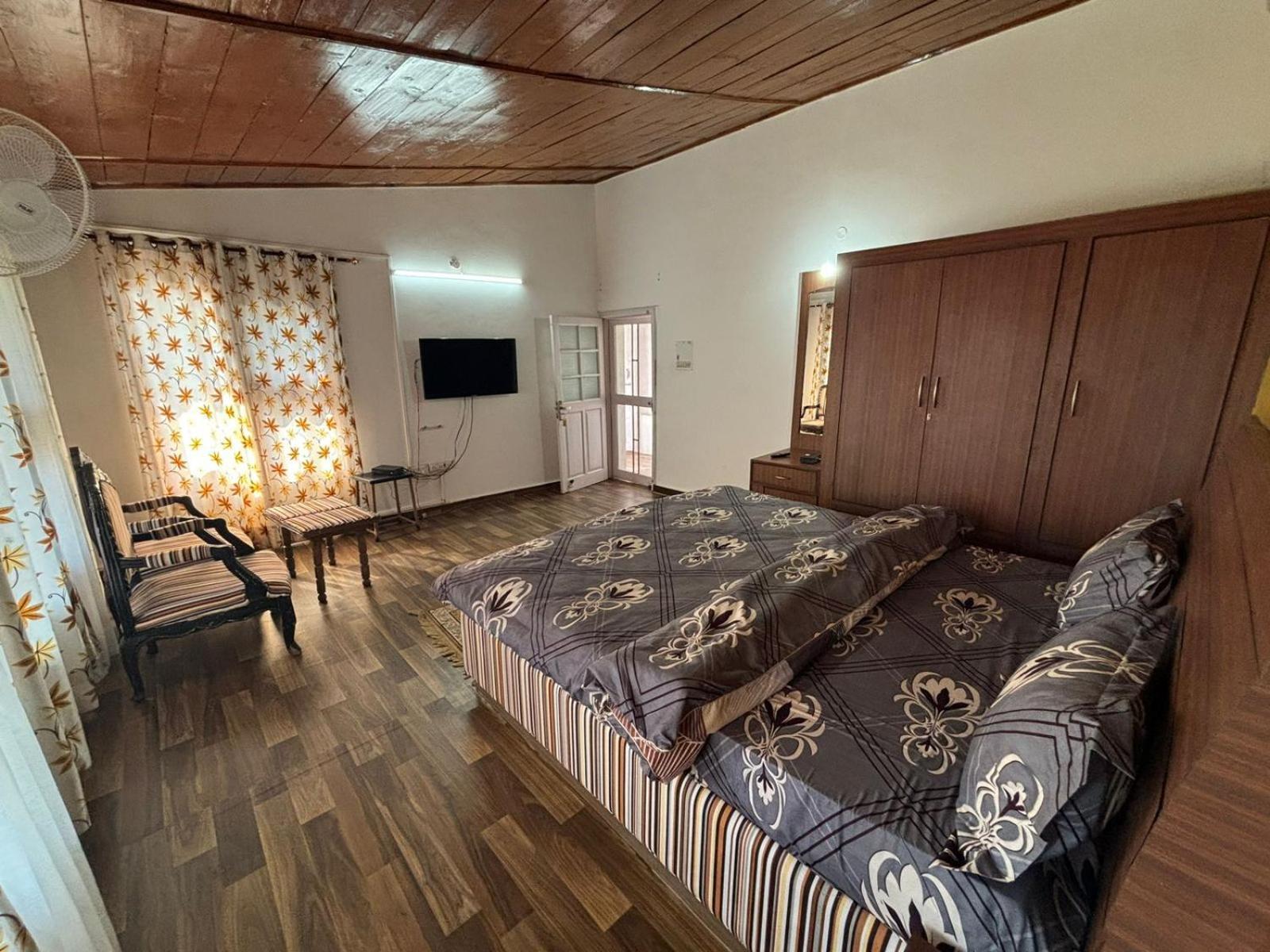 5 Bedrooms By Humble Stay Kasauli Extérieur photo